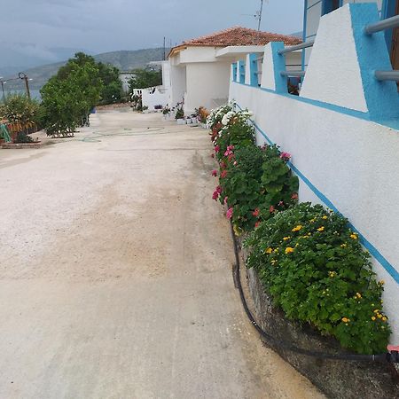 Grand Seaview Apartments Ksamil Quarto foto
