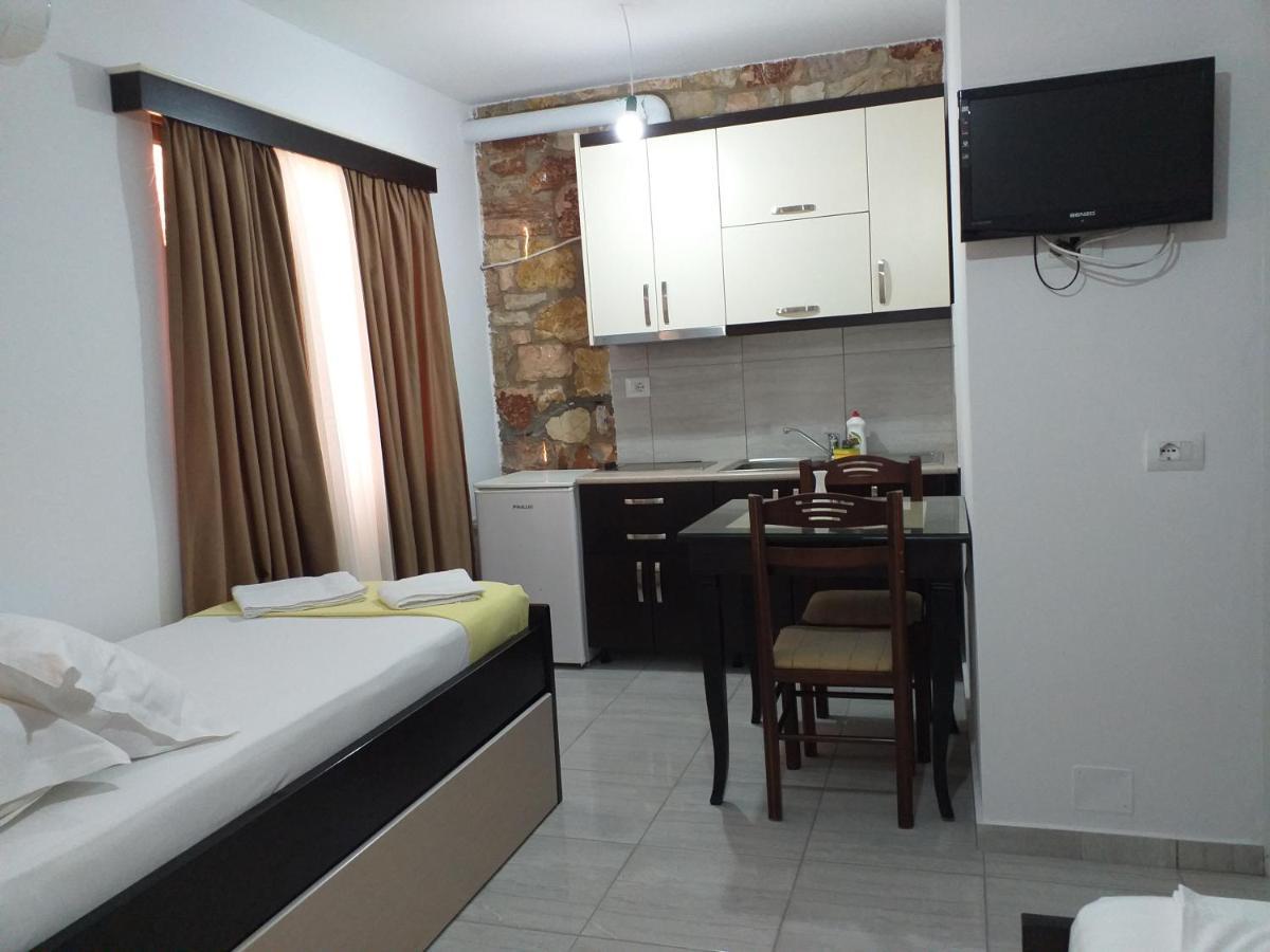Grand Seaview Apartments Ksamil Exterior foto
